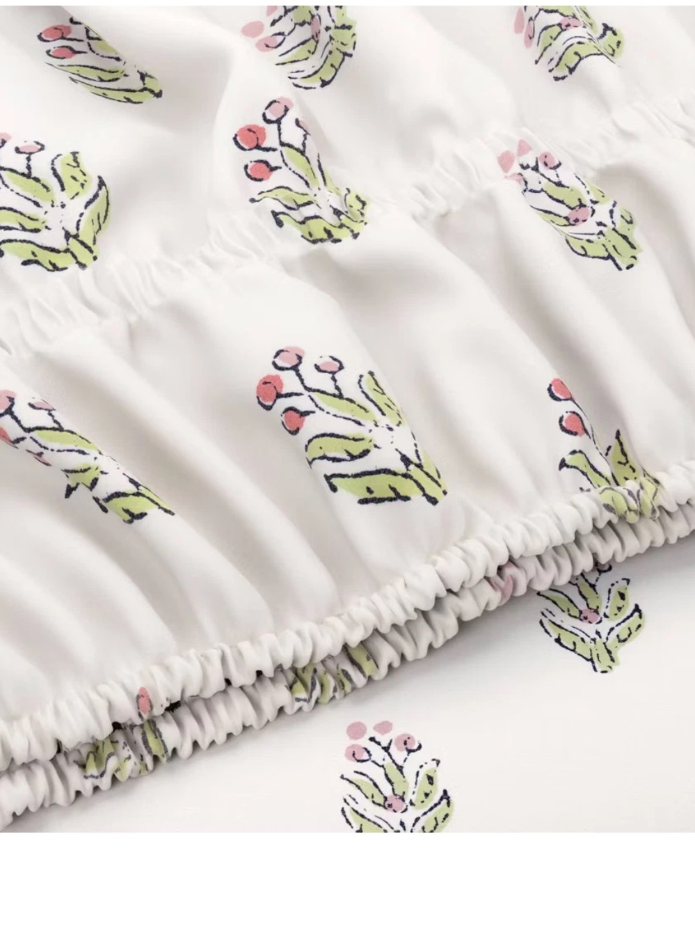Queen 310 Thread Count Teen
Block Print Ruffle Sheet Set
Pink/Cream-Threshold - Picture 3 of 3